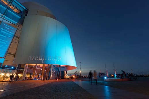 Ozeaneum am Hafen von Stralsund