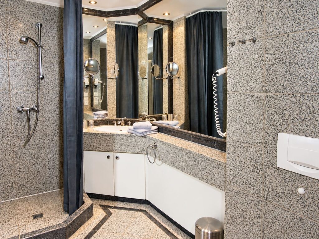 Ferienwohnung Strandliebe Dünenpark Binz Rügen Bad mit WC